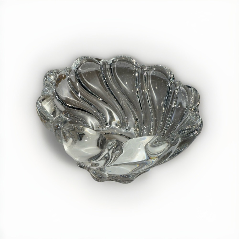 Mikasa Lead Crystal Swirl Votive Candle Holder Clear Glass Scalloped Bowl - Picture 2 of 4